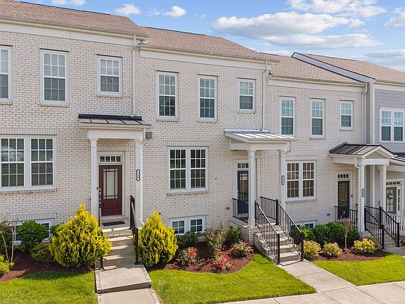 2nd image of 721 Chard Ln
