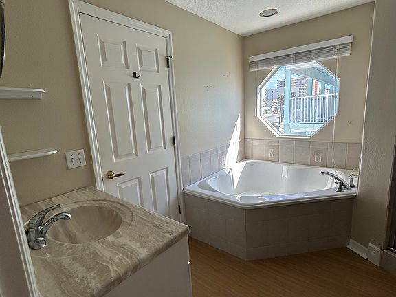 2nd image of 3733 Cardinal Blvd Unit 4