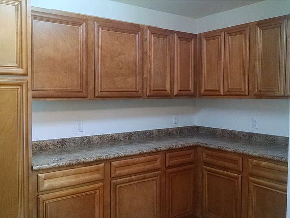 2nd image of 918 Whitetail Ct