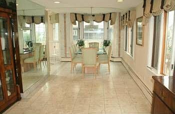 3rd image of 95 Bay View Ave