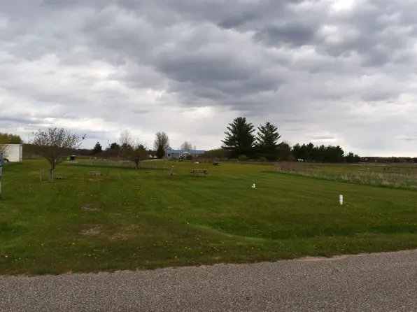 1372 Fairfield Way, Gladwin, MI 48624