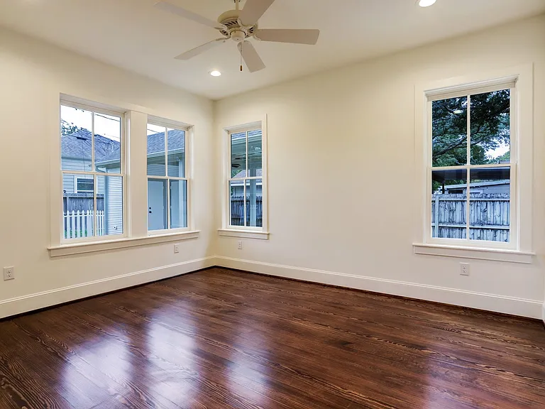 138 Lakeview Dr — Photo 12