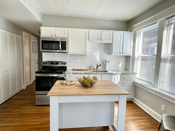 3rd image of 4543 Flad Ave #2E