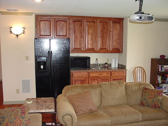 5th image of 620 Lake Vista Ln