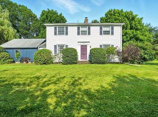 480 Middle St, Amherst, MA 01002