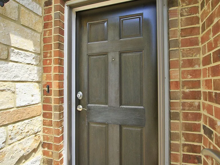 271 Westwood Dr — Photo 5