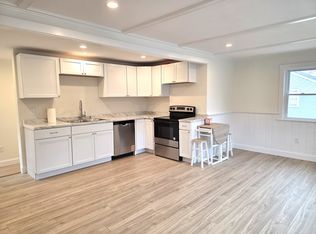 95 Lincoln Rd #2, Hyannis, MA 02601