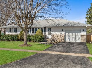 29 W Oak St, Piper City, IL