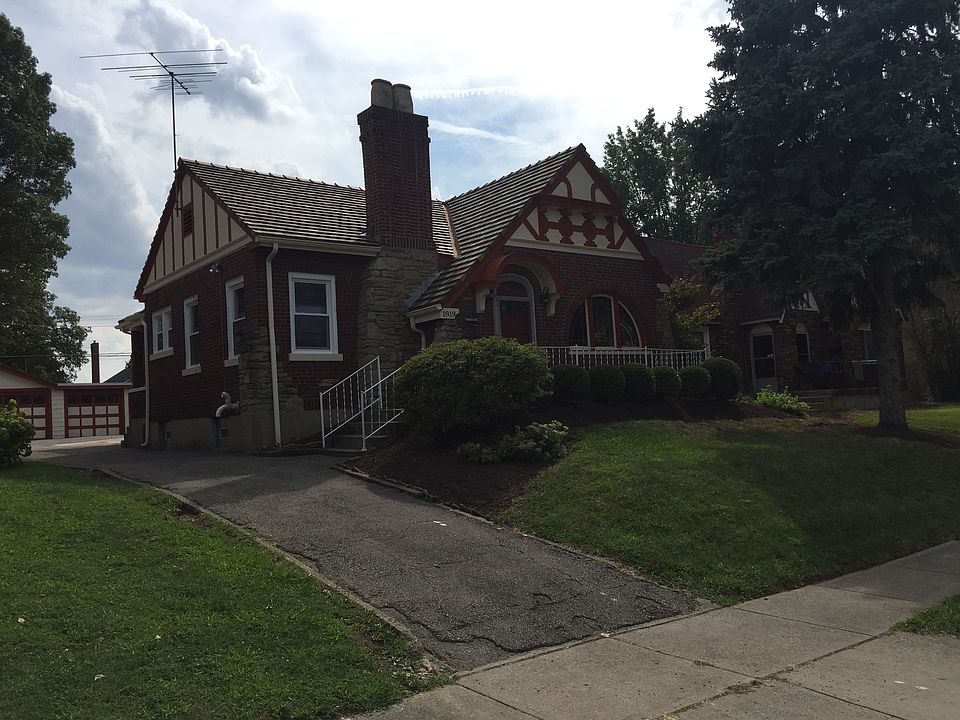 1st image of 1819 Avonlea Ave