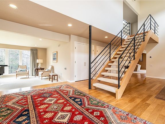 3rd image of 2505 Cedarwood Rd