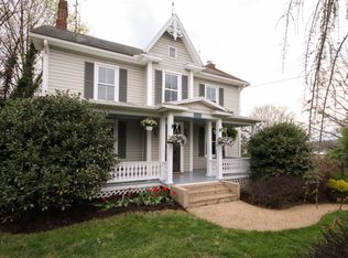 1103 Dices Spring Rd, Weyers Cave, VA 24486