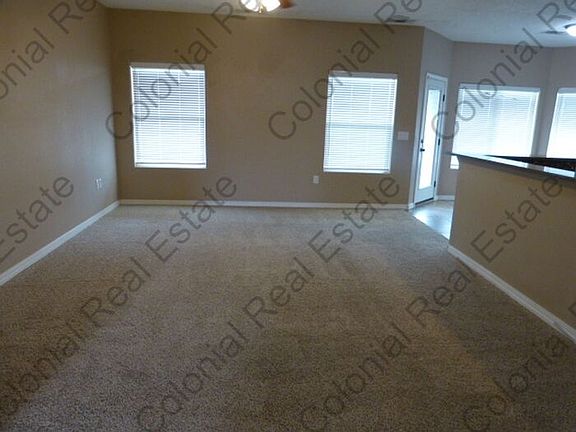 5th image of 1801 College Park Dr