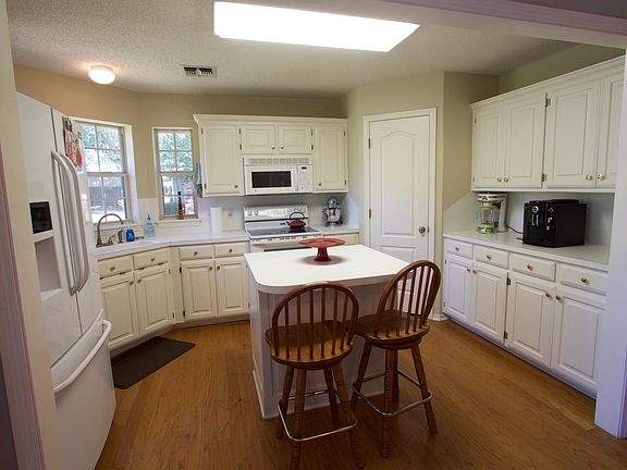 2nd image of 16670 County Road 192