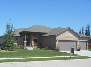 511 W 38th St, Scottsbluff, NE 69361