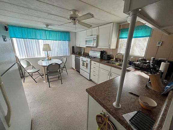 4th image of 13827 S Indian River Drive #42