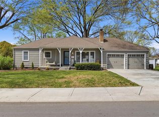 815 S Brentwood St, Olathe, KS 66061