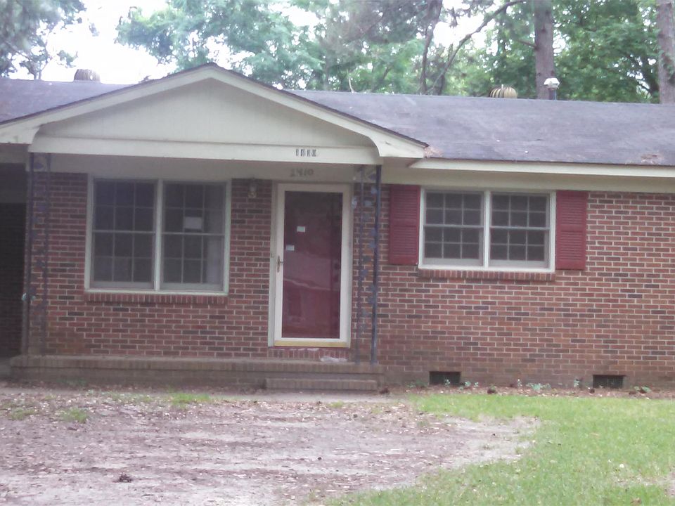 1410 Colquitt, Albany, GA