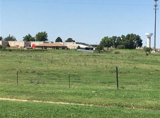 111 Atkinson Dr, Enid, OK 73701