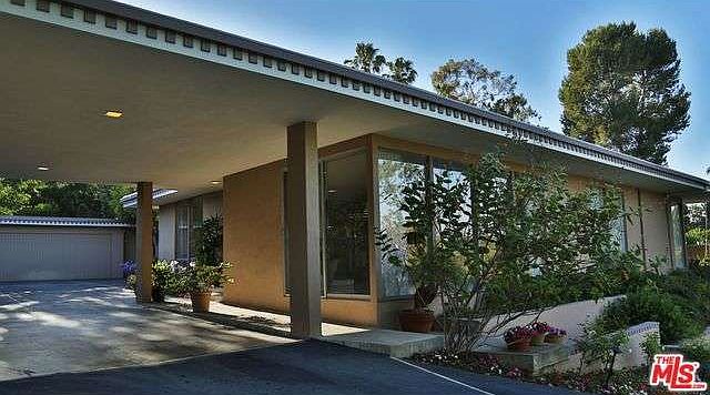 1st image of 2727 Krim Dr