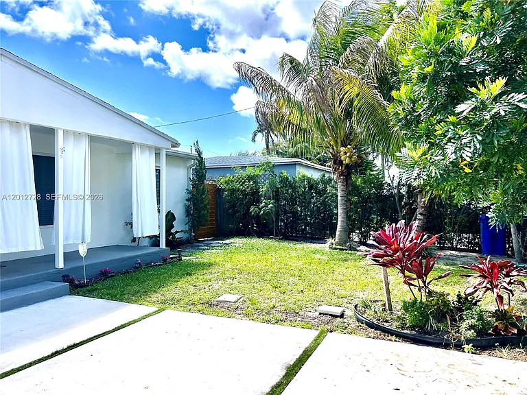5300 NW 1st Ave — Photo 4