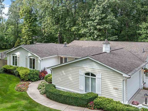 2nd image of 3467 Highland Dr