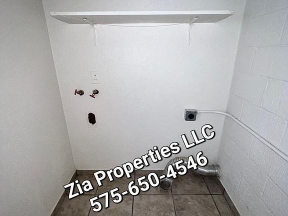 2nd image of 1729 E Idaho Ave