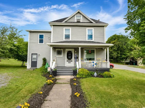 131 Maple Ave, New Glasgow, NS B2H 2B7