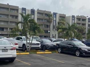 10000 NW 80th Ct APT 2135, Hialeah Gardens, FL 33016