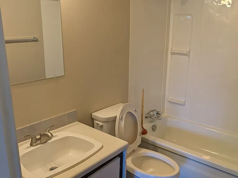 5016 51st Ave #51-303 — Photo 6