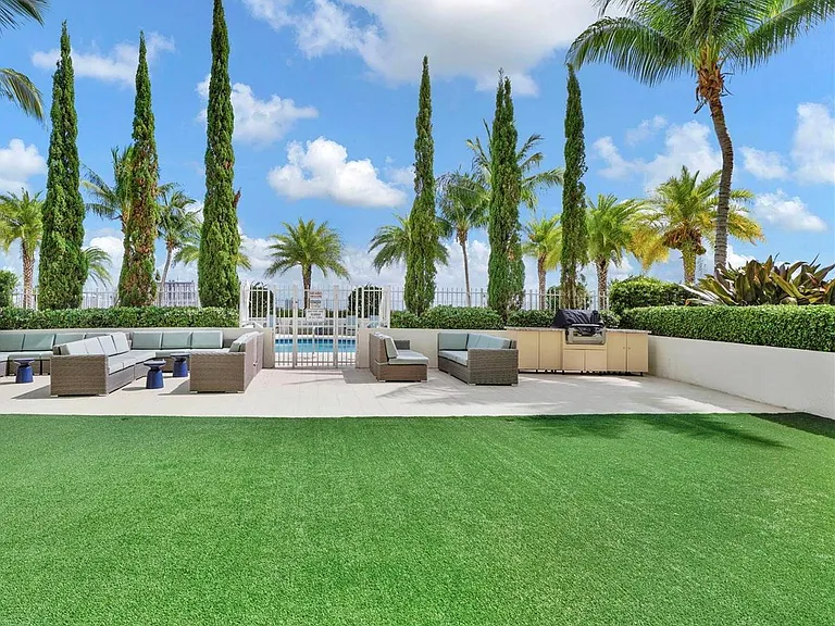 3000 Coral Way #522 — Photo 13