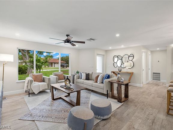 5th image of 6358 Plumosa Ave