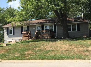 612 Prospect St, Excelsior Springs, MO 64024