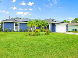 462 NE Mainsail St, Port Saint Lucie, FL 34983