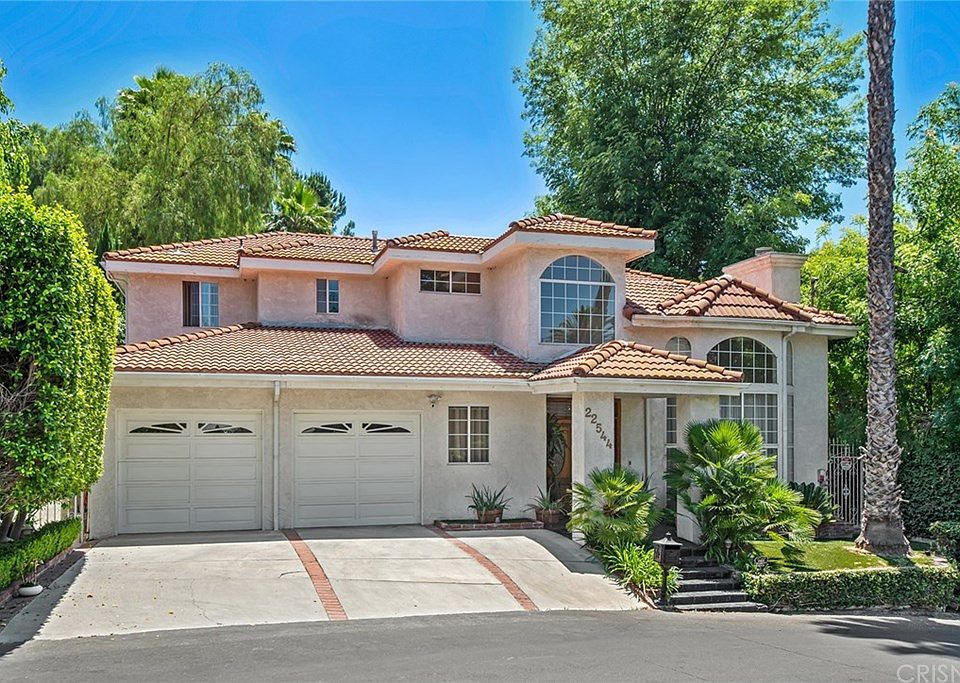 1st image of 22544 Macfarlane Dr