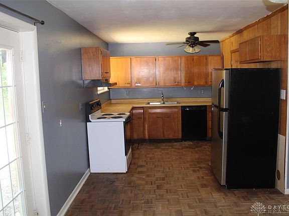4th image of 6152 Vereker Dr