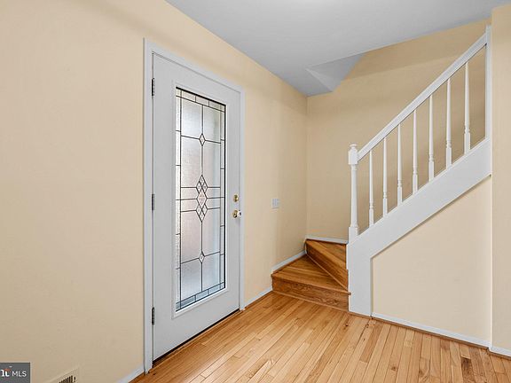 3rd image of 11129 Hunt Club Dr