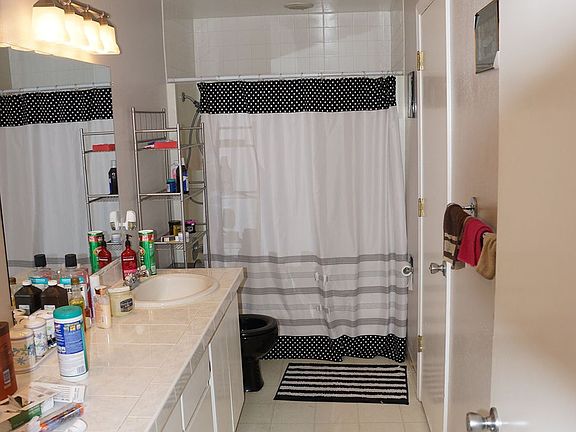 2nd image of 13513 SE 23rd St