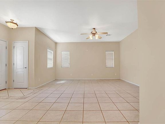 5th image of 3209 Tierra Palma Dr