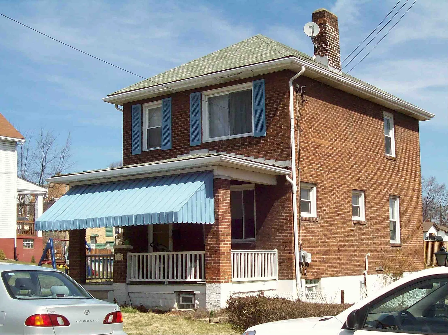 420 Alice St photo 1