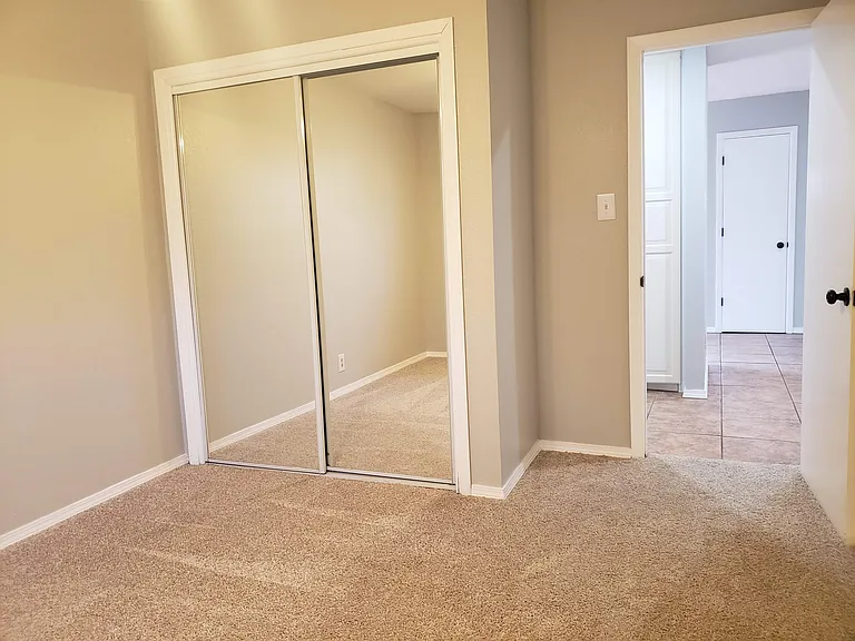 Middle Bedroom