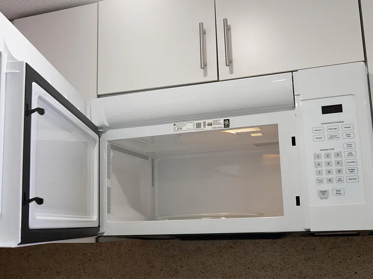 400 SW 134th Way #302F — Photo 10