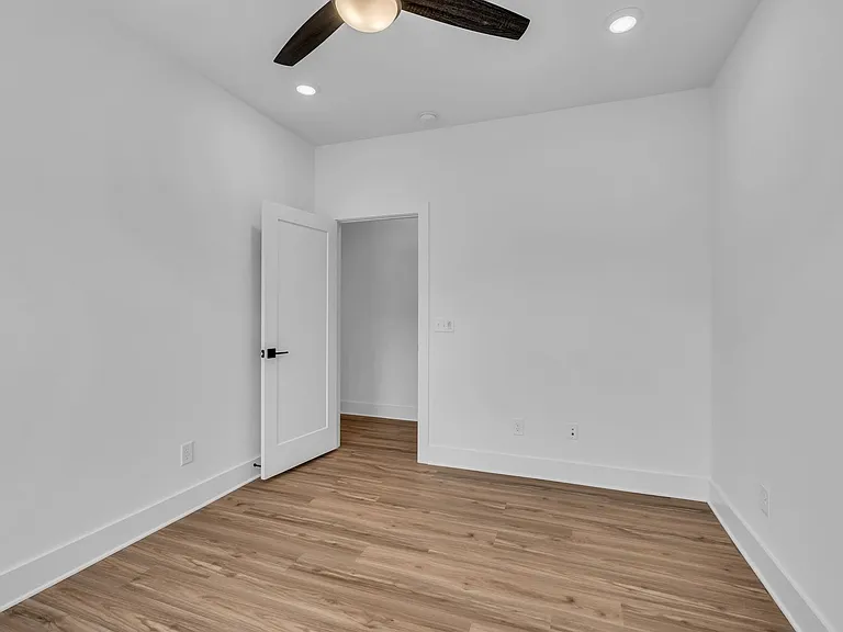 3803 Dr Walter S Davis Blvd — Photo 29