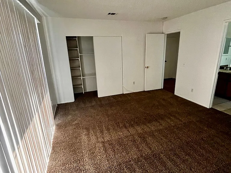 13890 Juniper St — Photo 14