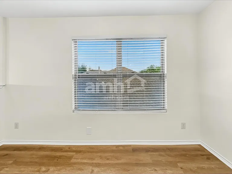 431 Tequila Rnch — Photo 10