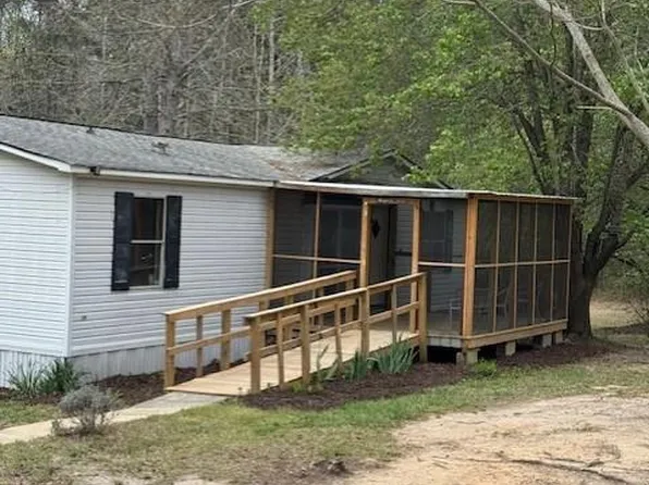 1216 Raxter Rd, Edgemoor, SC 29712