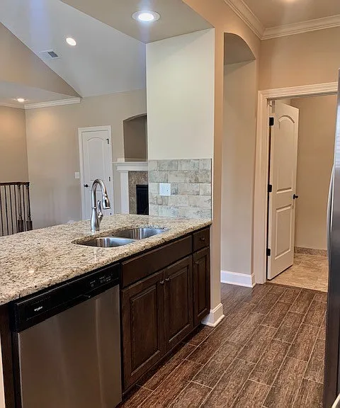 Mansions At Canyon Creek Apartments — Photo 49