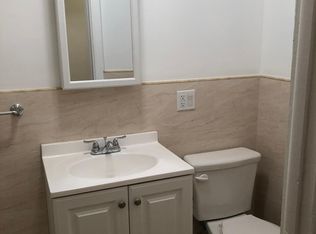 6418 Myrtle Ave, Ridgewood, NY 11385