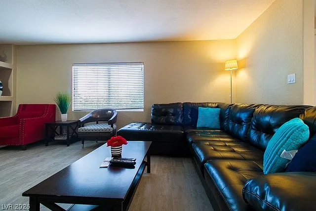 4516 Charles Ronald Ave — Photo 3