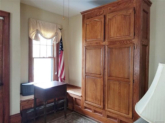 2nd image of 410 Huntington Ave