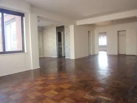 Sold by Akam Sales and Brokerage | media 26